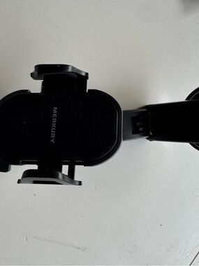 Merkury Black Car Phone Mount new never used no box
